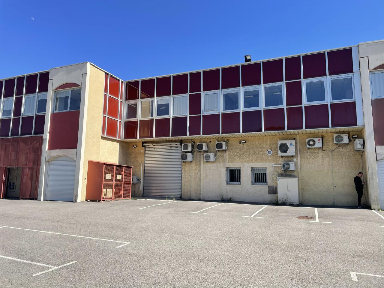 Local d'activité LES-MILLES 1125m² Location local d'activité LES-MILLES Bouches-du-Rhône OLACT2422788 1